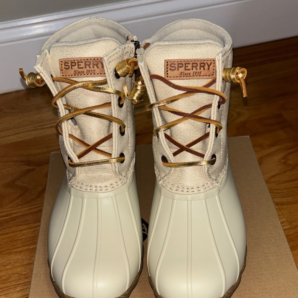 Women’s Sperry Duck Boots